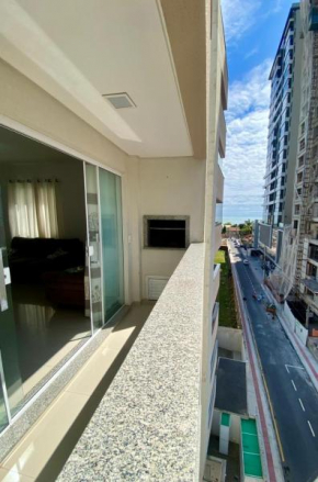 Apartamento à 90m do mar